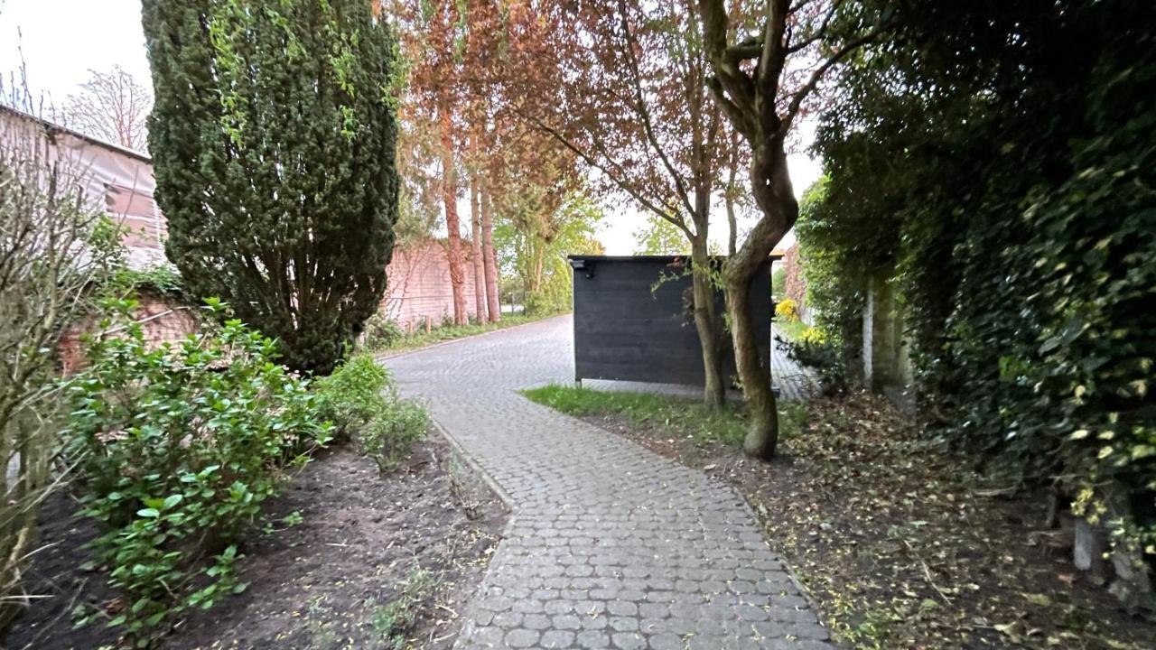 Geraeumiges City-Apartment Mit 2 Badezimmer Und Parkplaetzen D46-Og オルデンブルク エクステリア 写真
