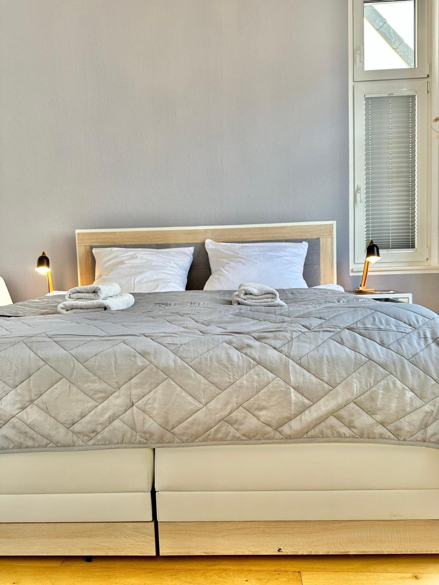 Geraeumiges City-Apartment Mit 2 Badezimmer Und Parkplaetzen D46-Og オルデンブルク エクステリア 写真