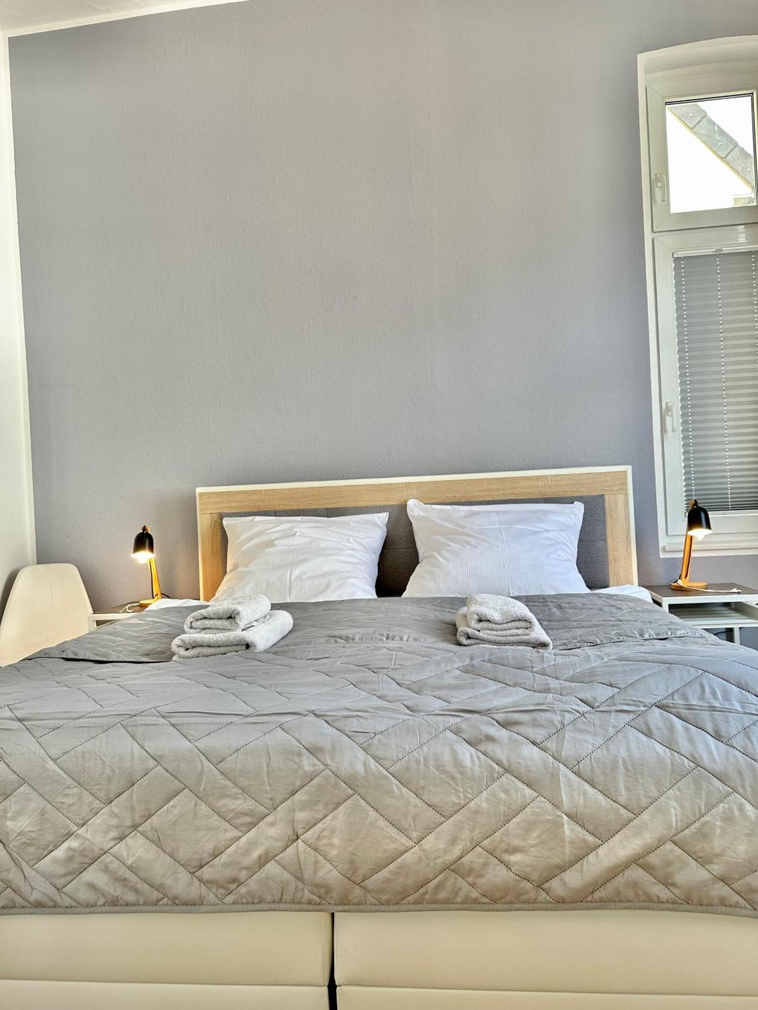 Geraeumiges City-Apartment Mit 2 Badezimmer Und Parkplaetzen D46-Og オルデンブルク エクステリア 写真